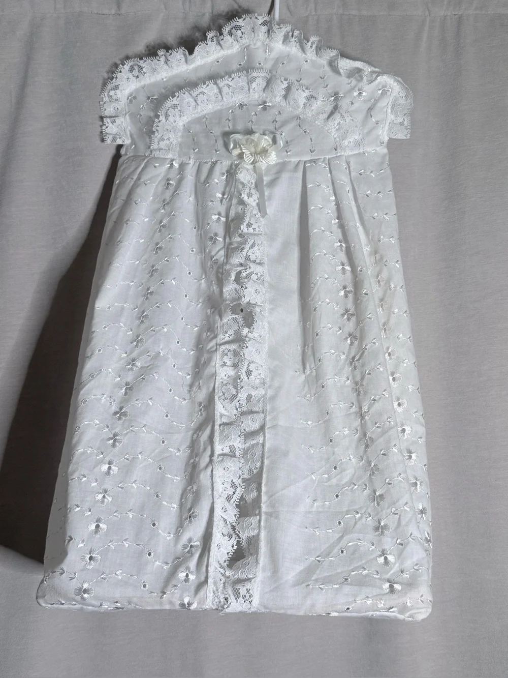 Vtg 90s Diaper Stacker Organizer - White Eyelet Lace, Cottagecore Shabby Chic